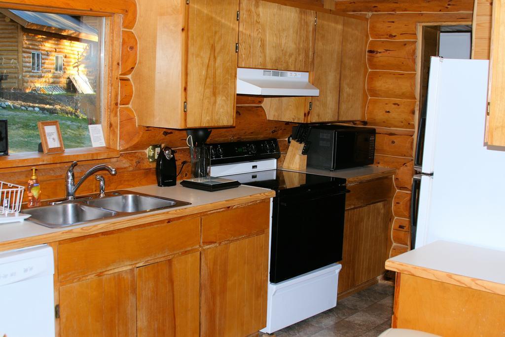 Bear Den Vacation Home Anchor Point Phòng bức ảnh
